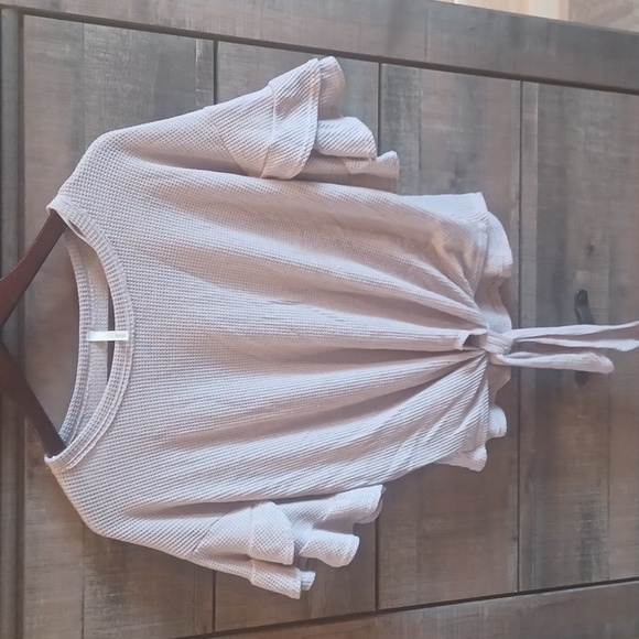 🌟Ruffled waist tie top🌟 - Picture 3 of 6